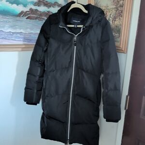 Lands' End Women's Black Puffer Parka